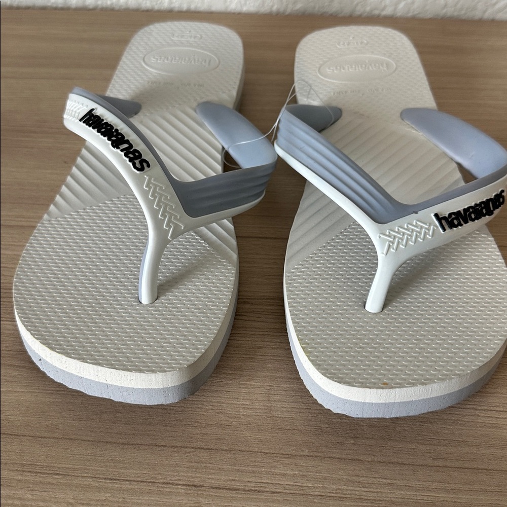 Women’s White & Gray Havaianas - Picture 3 of 6